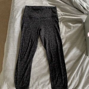 Align cropped leggings, sz 6